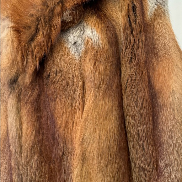 Red Fox Fur Coat - Picture 7 of 8